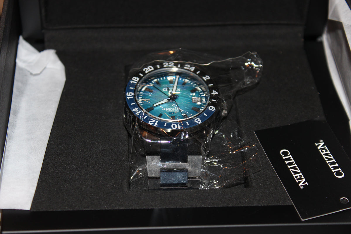 Citizen Series8 880 GMT NB6036-52N – Blue Mother-of-Pearl